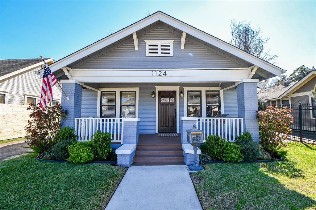 Beautiful inside and out. This home has 2 bedrooms, 1 bath and a 2 car garage.