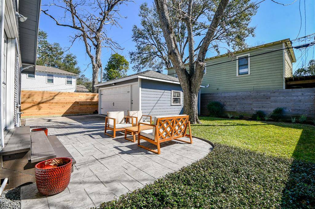 Another view of the backyard.