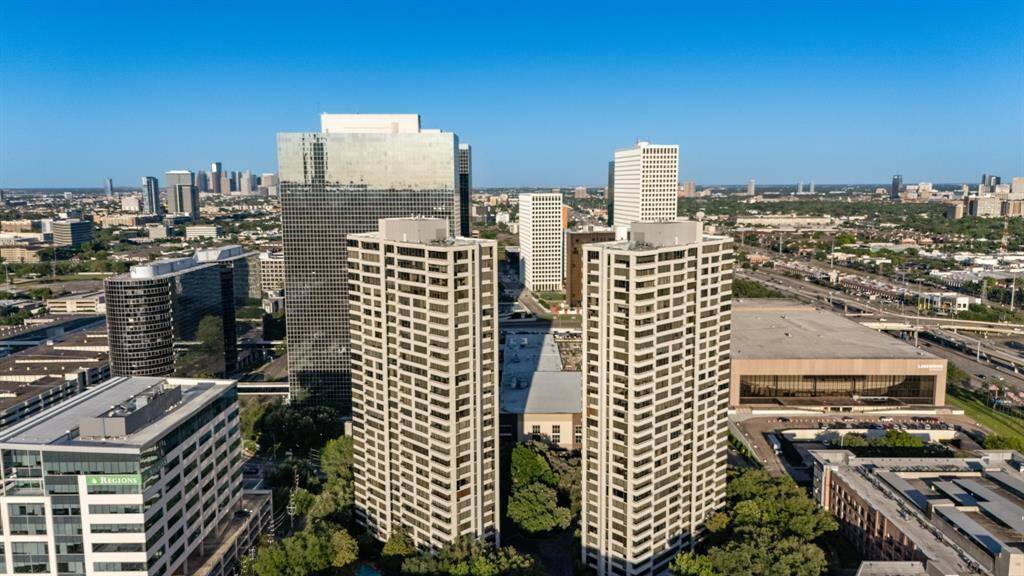 Aerial view of Downtown on the left and the Texas Medical Center on the right.