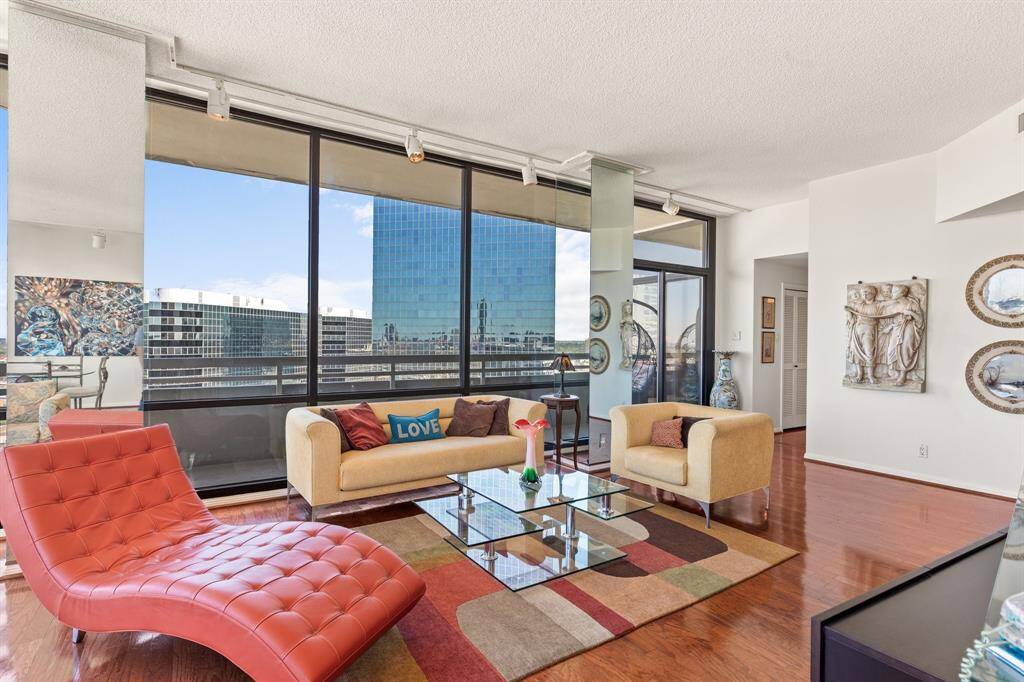 Living room.