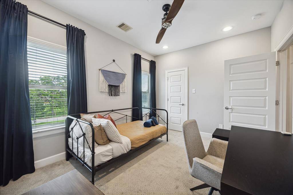 Secondary bedroom located on 3rd floor