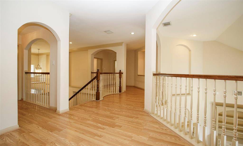 Upper level