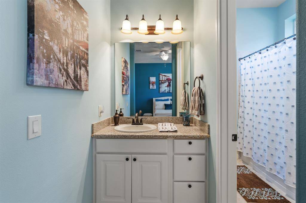 Secondary bathroom