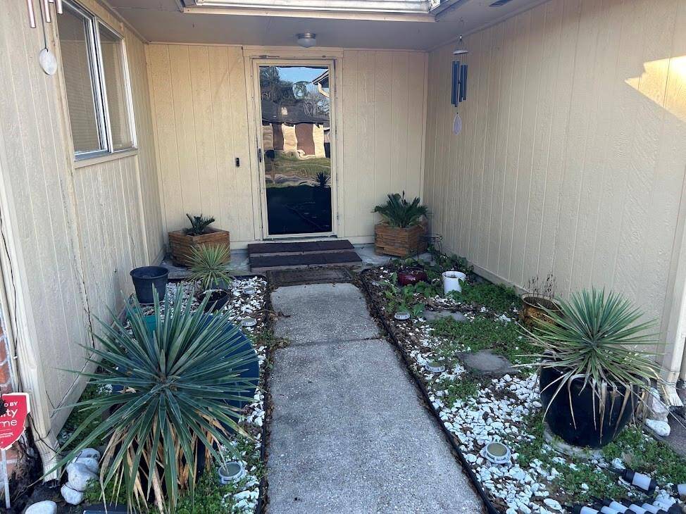 Welcome to your inviting entrance, where charm meets comfort.