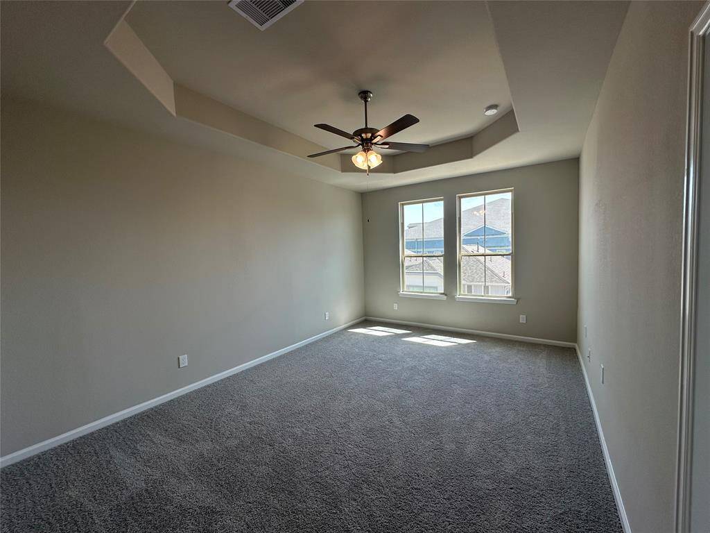 Spacious owner's suite