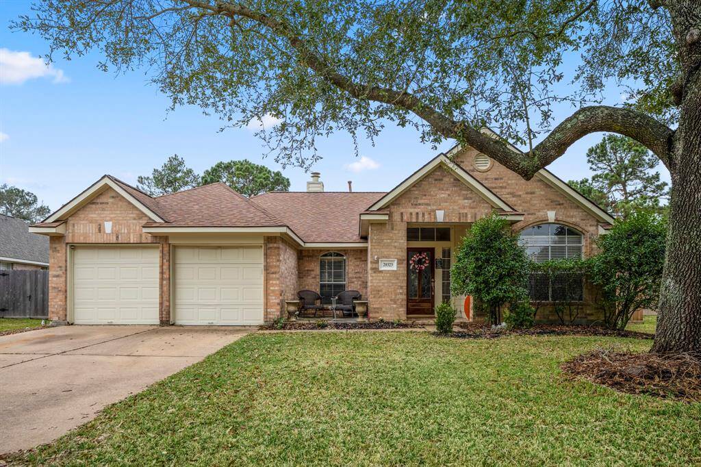 Welcome to 20323 Eden Pines in Windrose! This charming 1-story home features a mature tree in the front yard, creating a warm and inviting first impression.