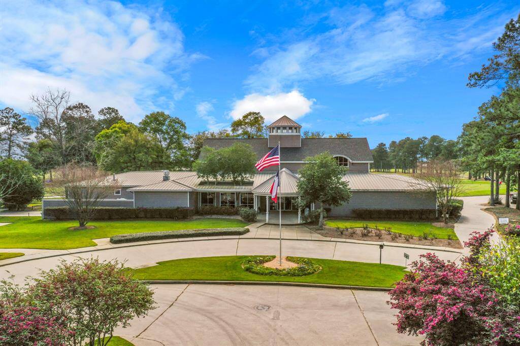 Here is an outstanding view of the Windrose Golf Club which shows amazing blue skies. Directly behind the clubhouse are the Windrose Golf Club putting greens& driving range. This golf course is open to the public so feel free to come and try it out!