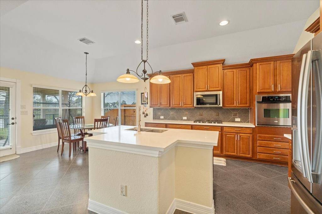 Upgraded kitchen - counters and appliances