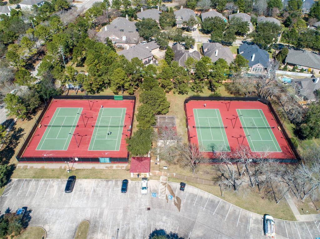 Neighborhood tennis courts and water park right down the street.