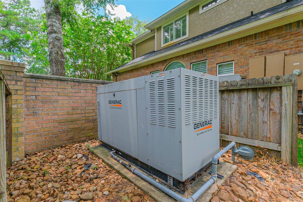 The 48kw whole home generator is directly plumbed to the main gas line so you never need to replenish gas canisters. It covers the entire home and pool.