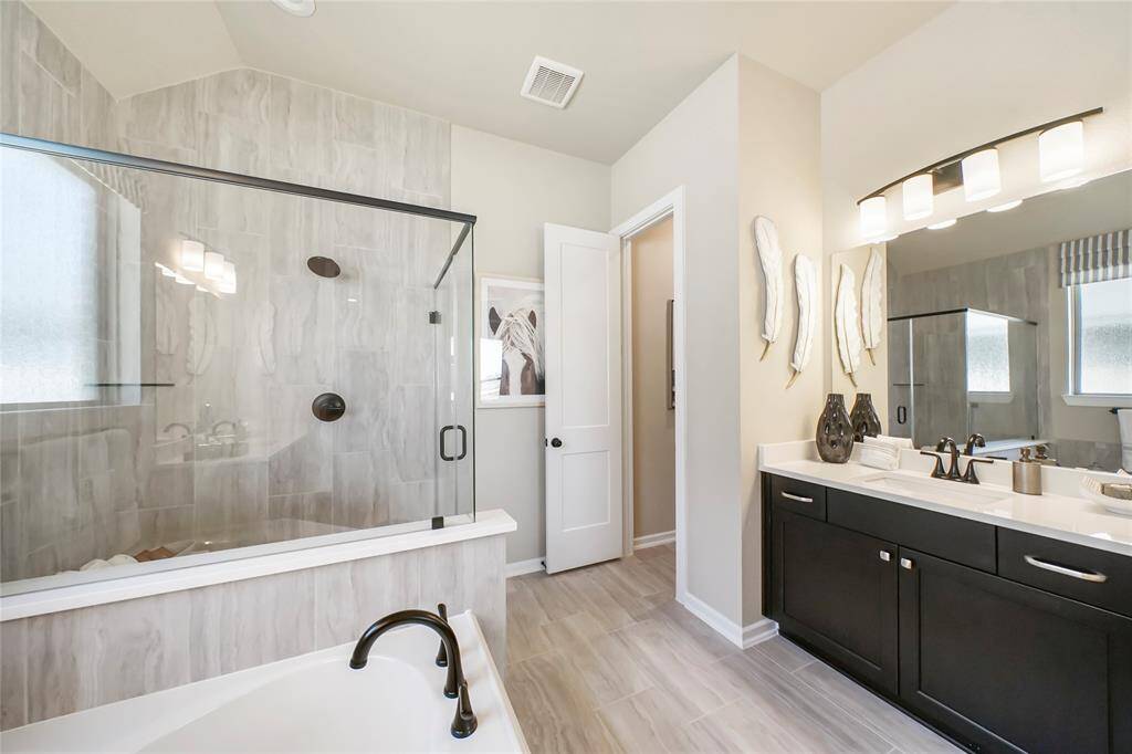 Photos are REPRESENTATIVE of the home /floor plan and are NOT of the actual home.  Selections, features, and room options may vary.  For more info., contact Chesmar Homes.