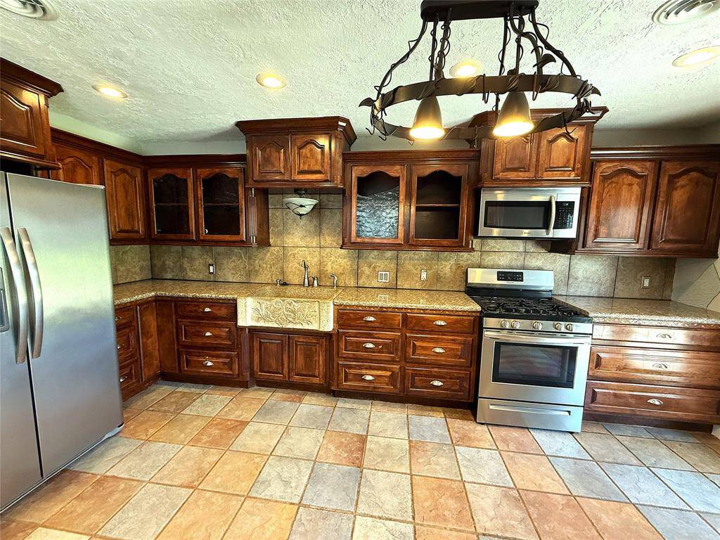 Kitchen Room 6