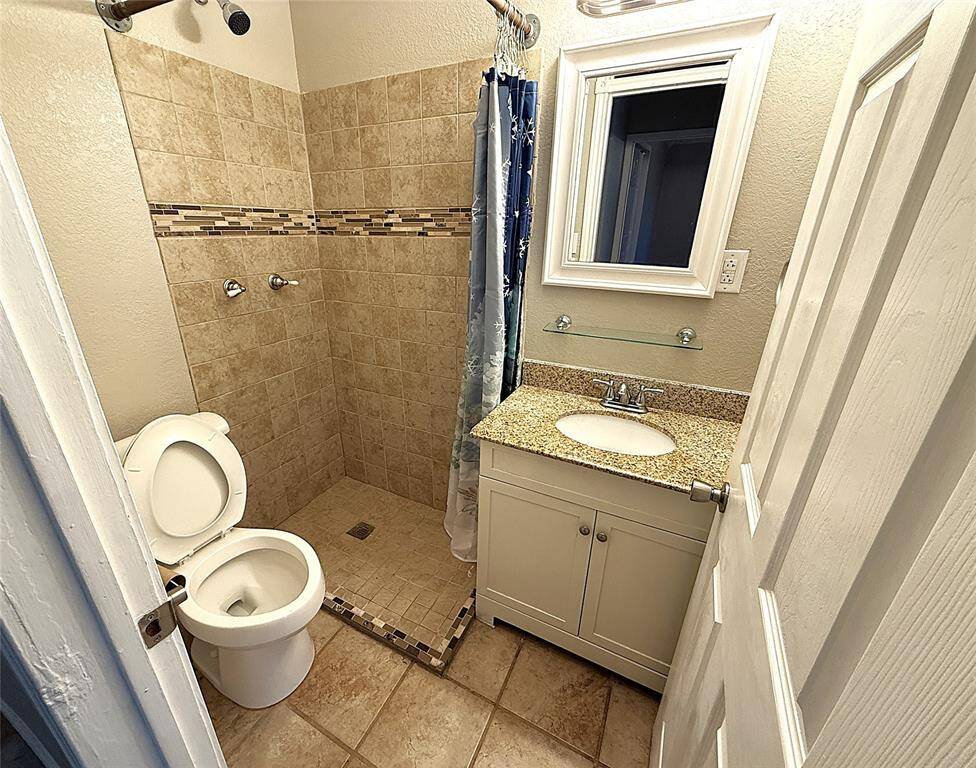 3rd Bath Room
