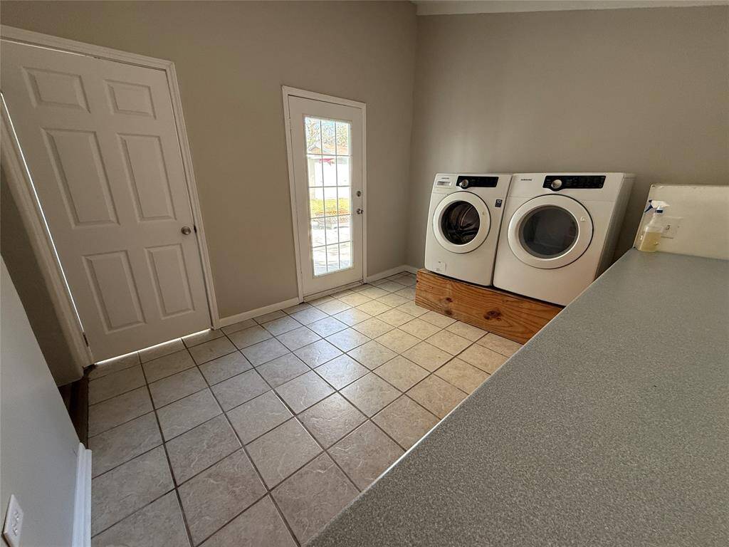 Laundry Room 3