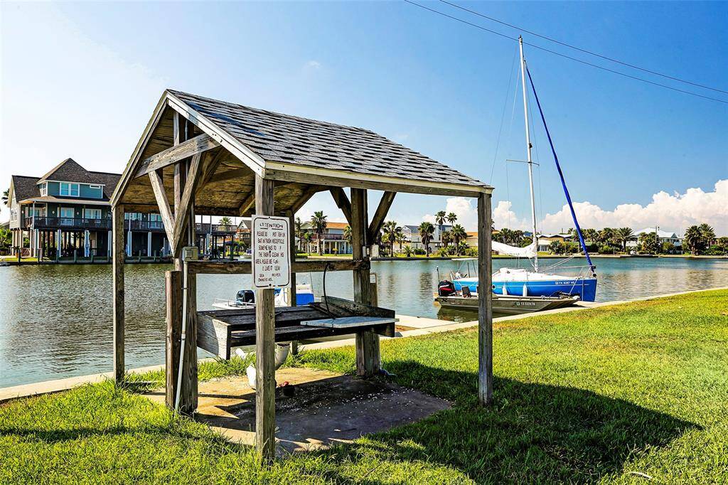 After a successful fishing day on the water, residents may use this neighborhood fish cleaning station.