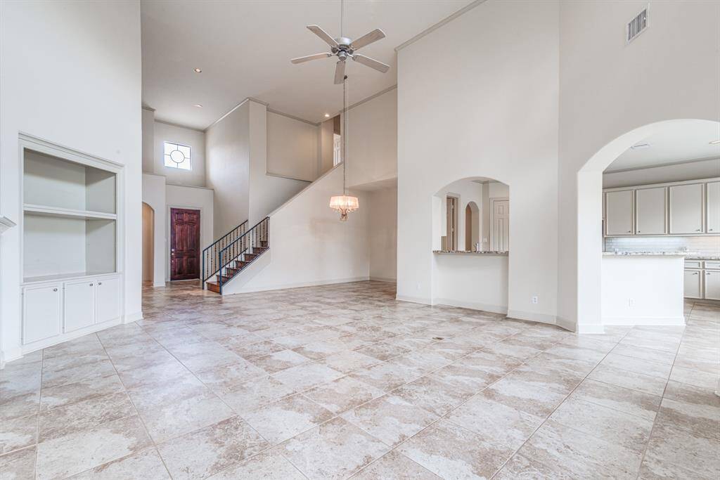 This stunning space awaits to accommodate any style. Updated to a high standard with neutral decor and excellent layout.