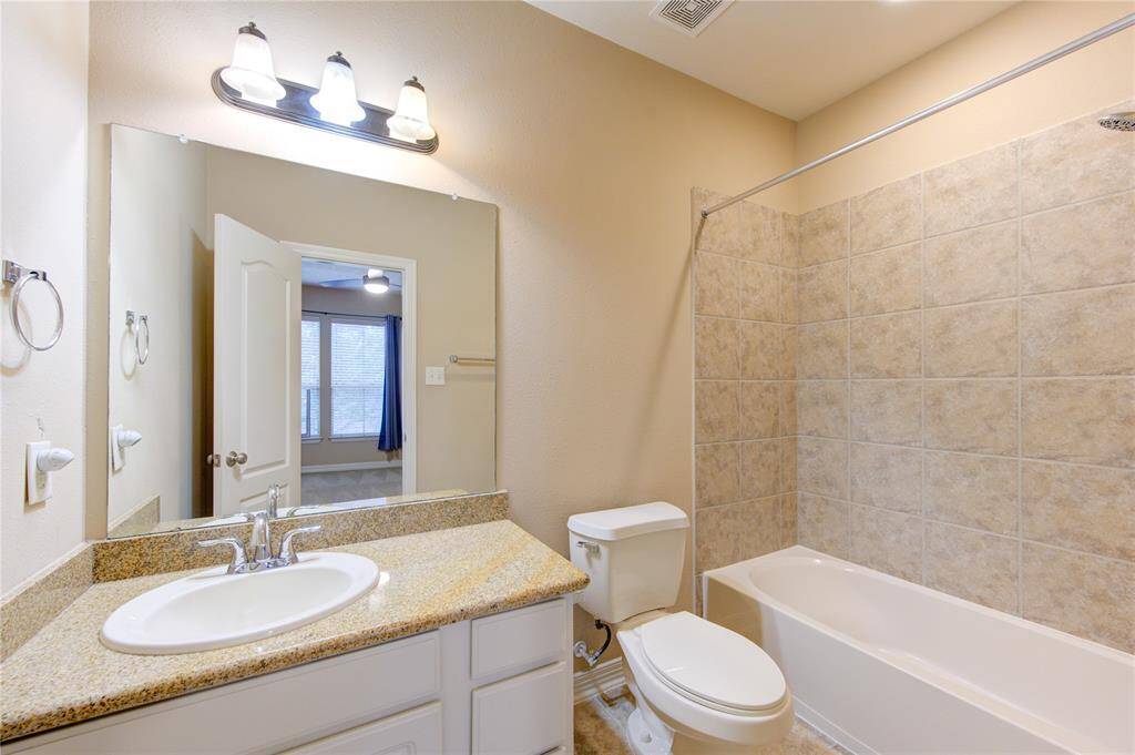 1 of 3 upstairs bathroom