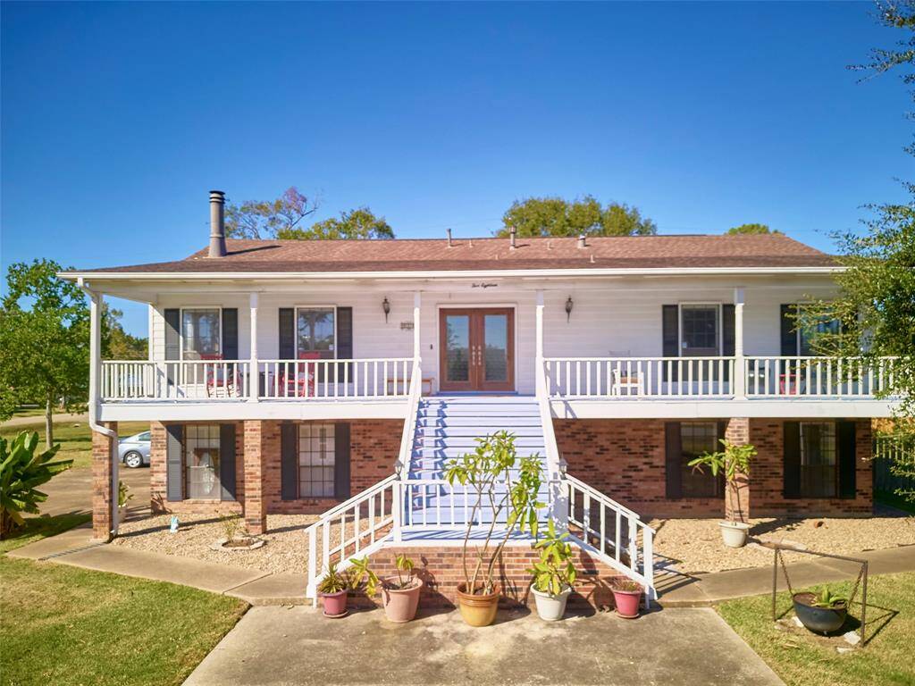 Explore the elegance of this beautifully designed home, boasting spacious balconies and a classic aesthetic. An exquisite find ready for your viewing.