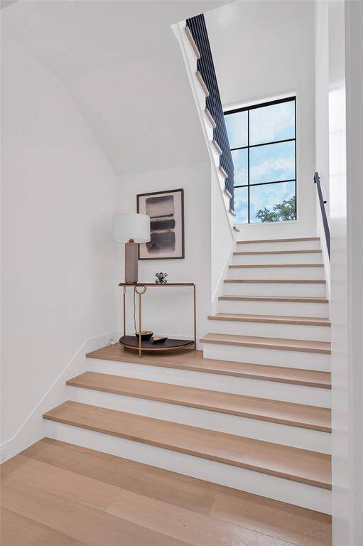 A modern masterpiece for the primary bath.