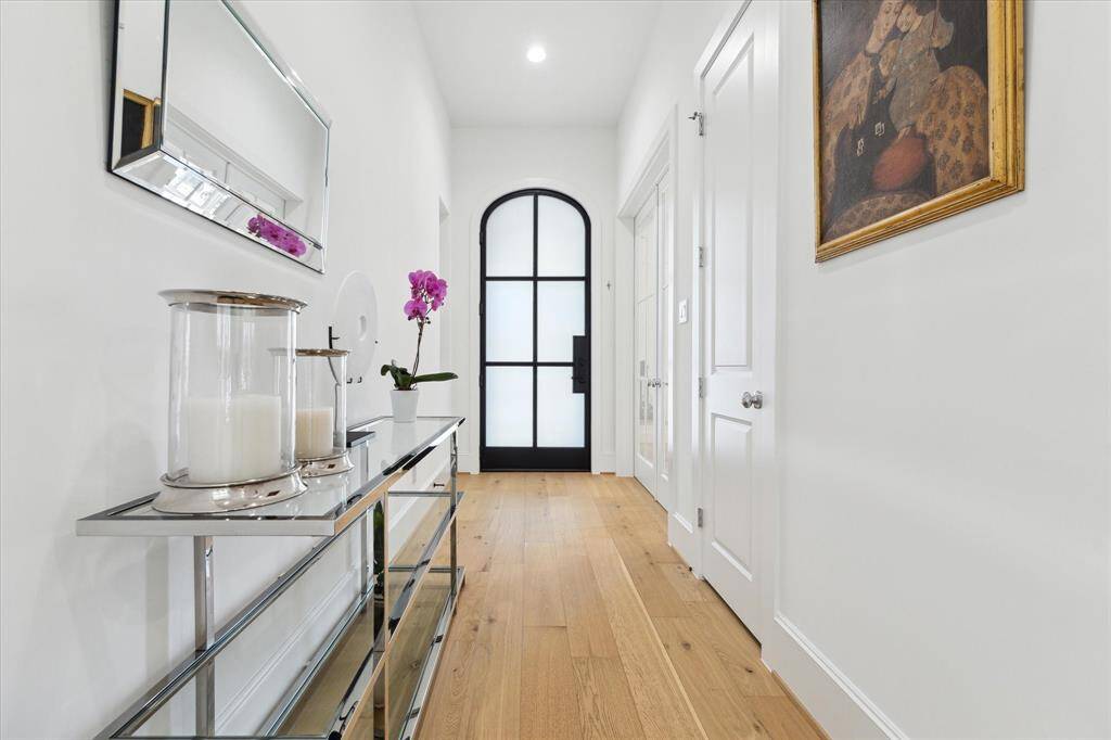 Fabulous entry to steel front, 7" engineered wood floors