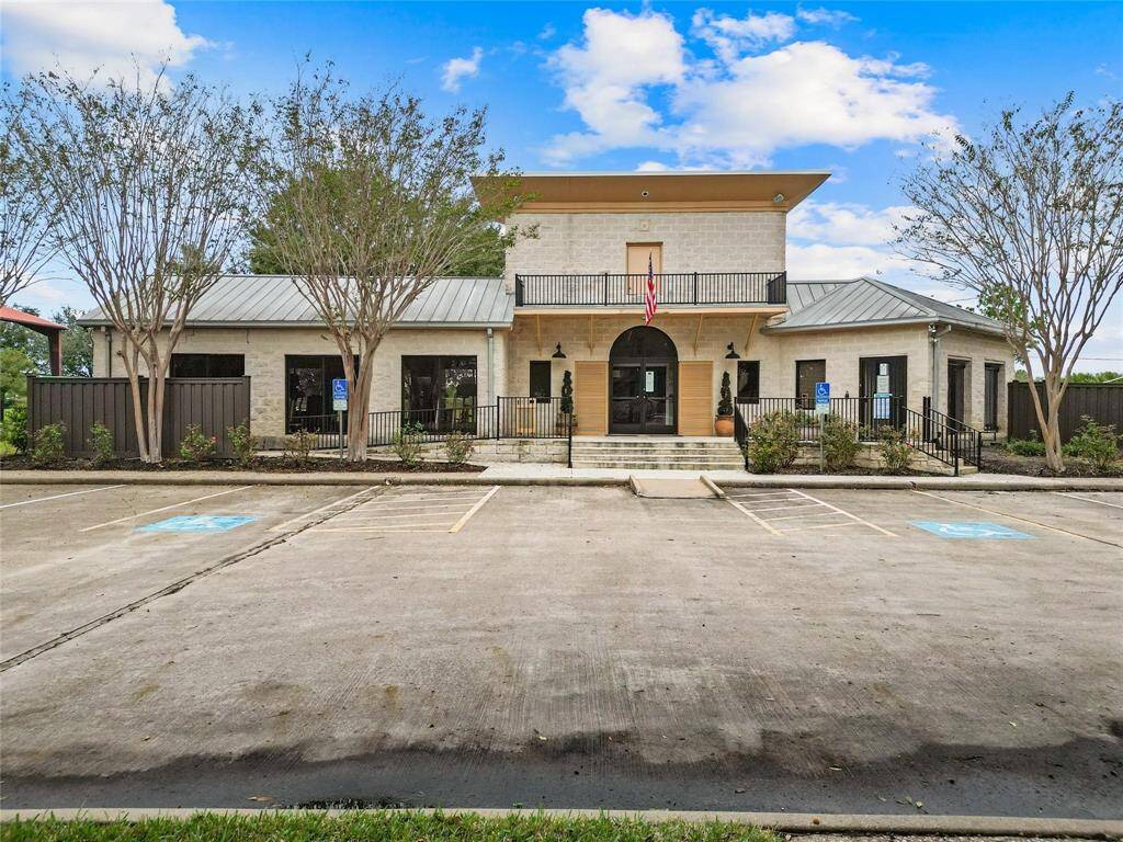Whether you're hosting an event or simply enjoying a peaceful afternoon, this clubhouse is a true centerpiece, reflecting the charm and sophistication of the neighborhood.