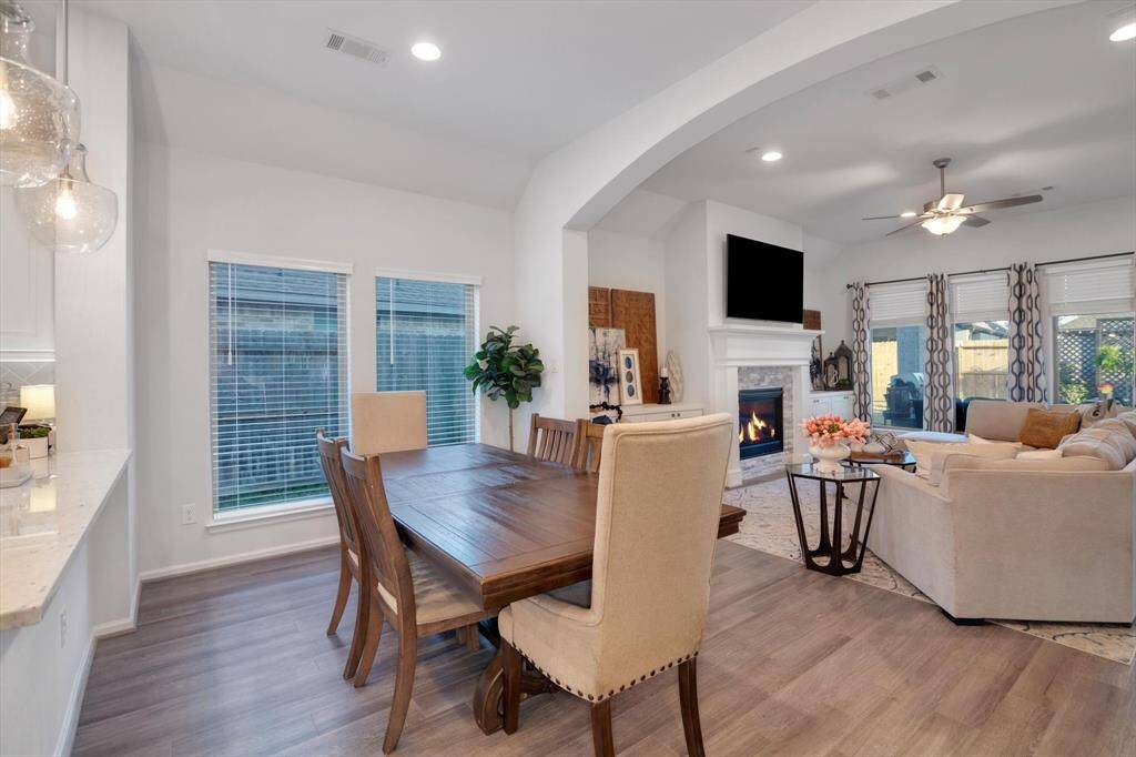 Warm & Inviting Dining