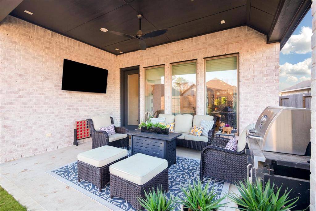 55 in TV stays w/Home