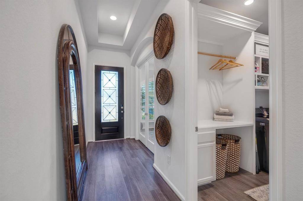 Soaring Ceilings