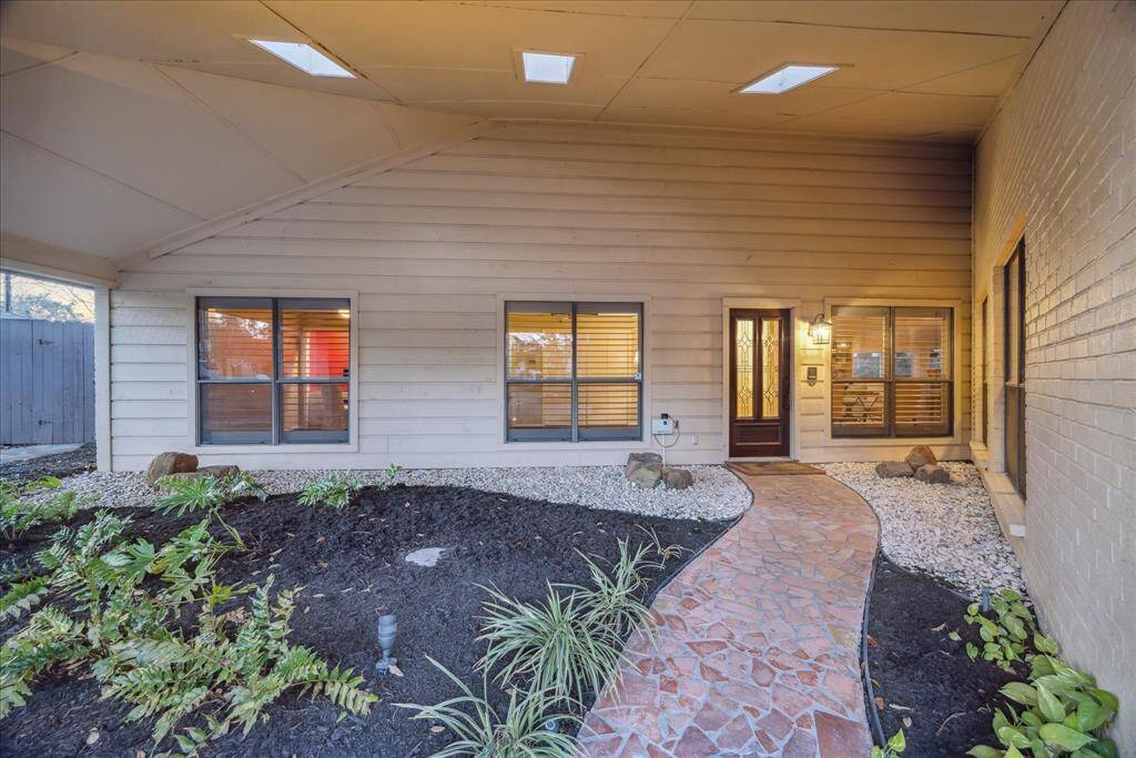 Covered front entry of the home.