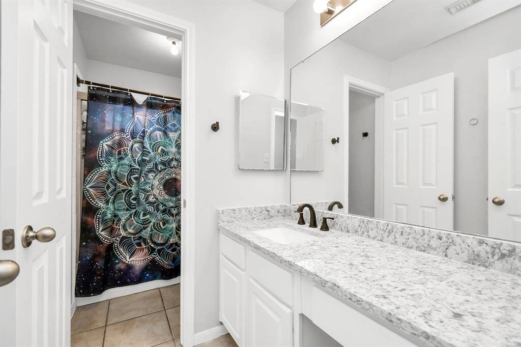 Secondary Bath