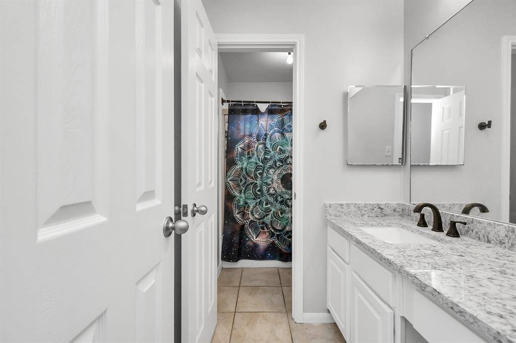 Secondary Bath