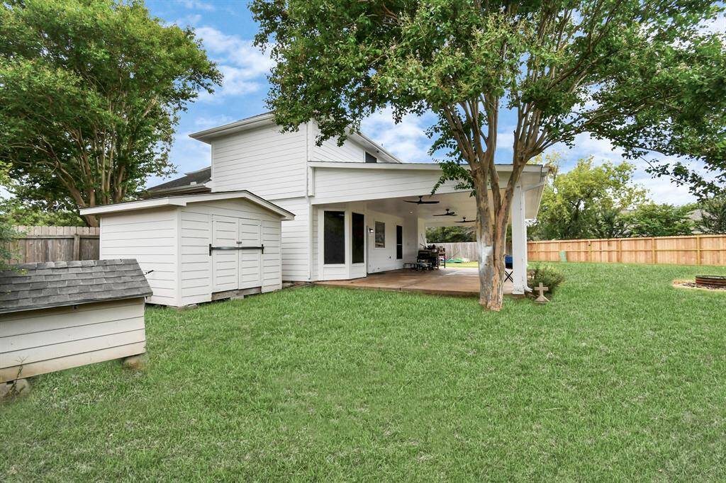 Spacious Backyard