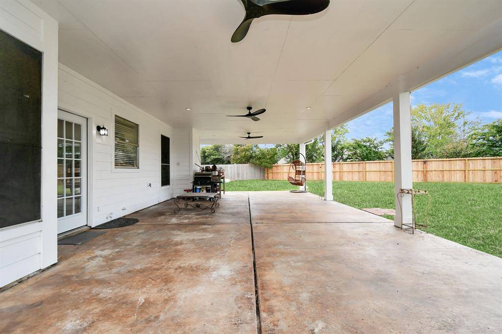 Huge Covered Patio