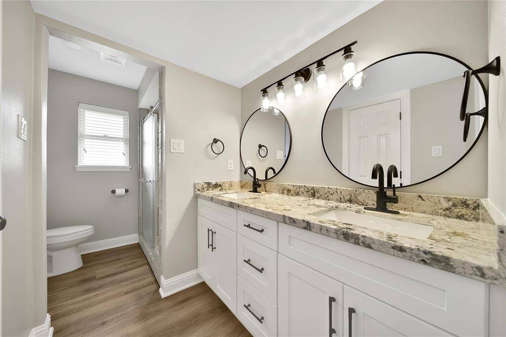 Master ensuite double vanity.