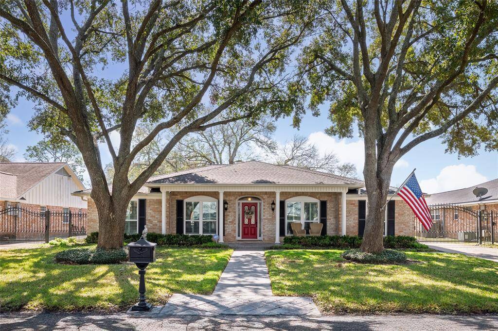 Welcome to 10811 Chevy Chase! Home with gorgeous curb appeal sits on a quiet cul-de-sac and offers 4 bedrooms, 2.5 baths, formal dining, dream kitchen open to living room, numerous updates and gated drive.