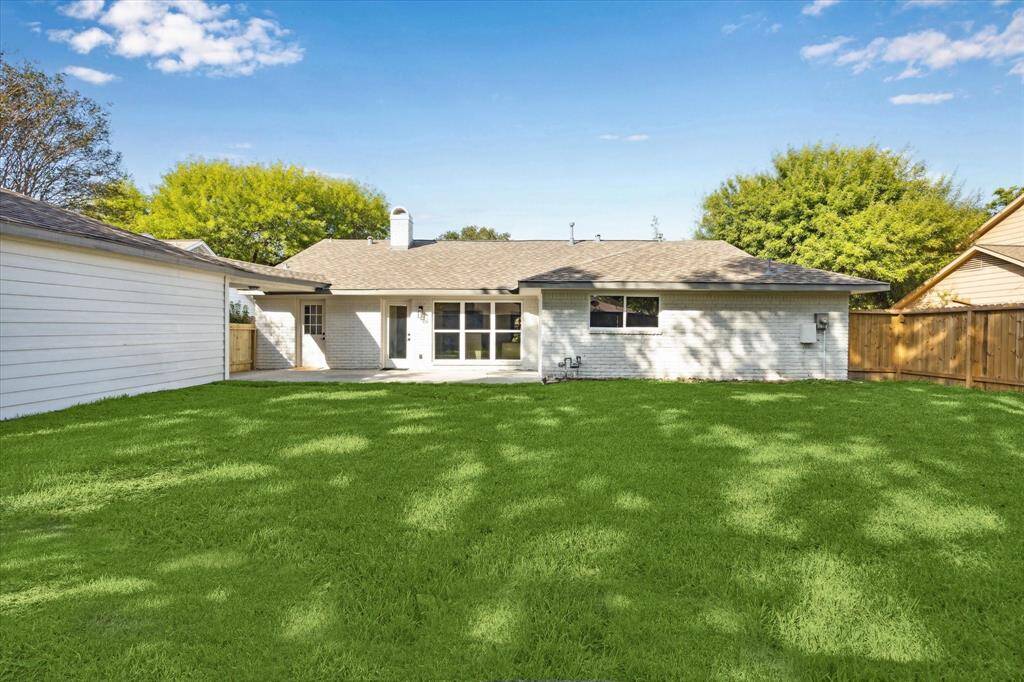 THE POOL-SIZED BACKYARD IS WAITING FOR ALL YOUR LANDSCAPING IDEAS. PLENTY OF SPACE FOR KIDDOS AND PETS TO PLAY!