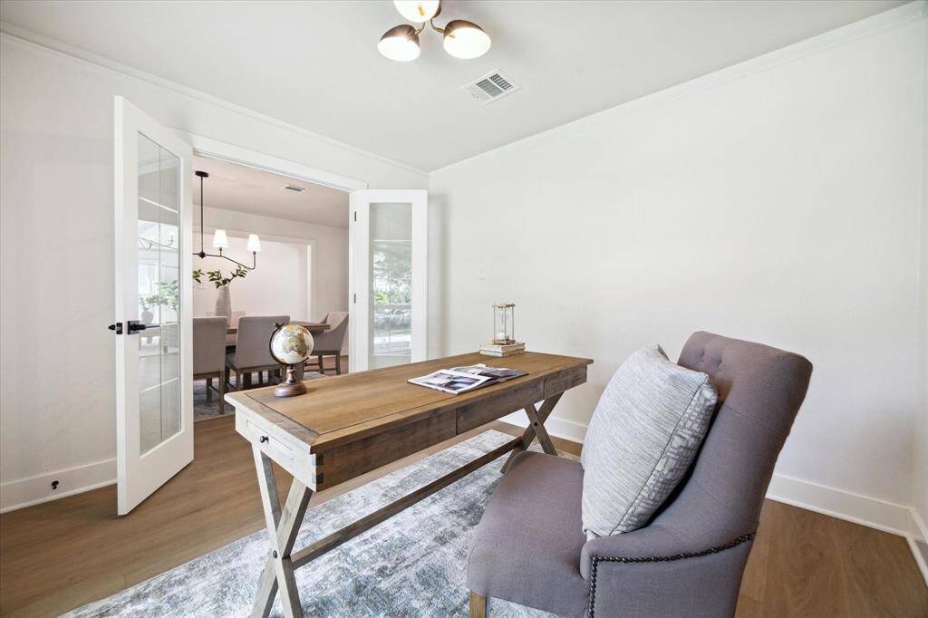 ANOTHER VIEW OF THE HOME STUDY. PERFECT FOR MAKING BUISNESS DEALS AND LEADING ZOOM CALLS!