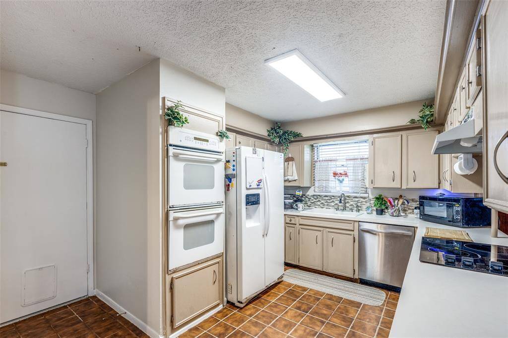 CHEF'S DELIGHT KITCHEN