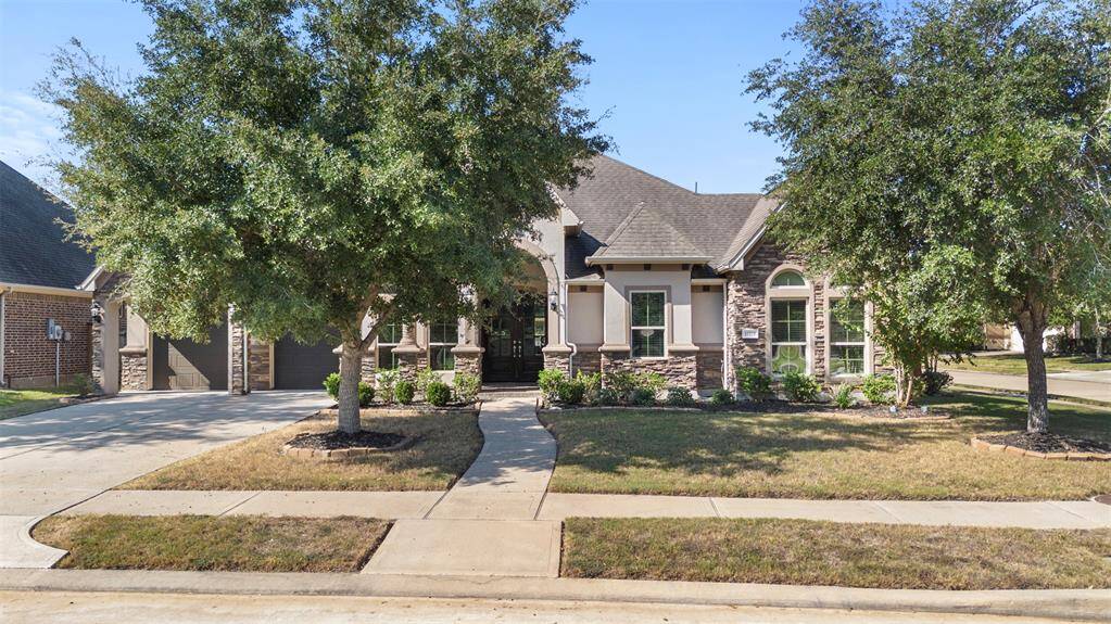 Welcome to 11519 Domina Street!