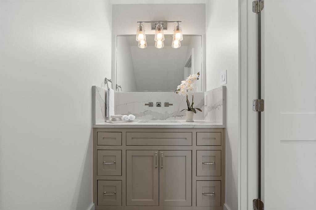 powder room