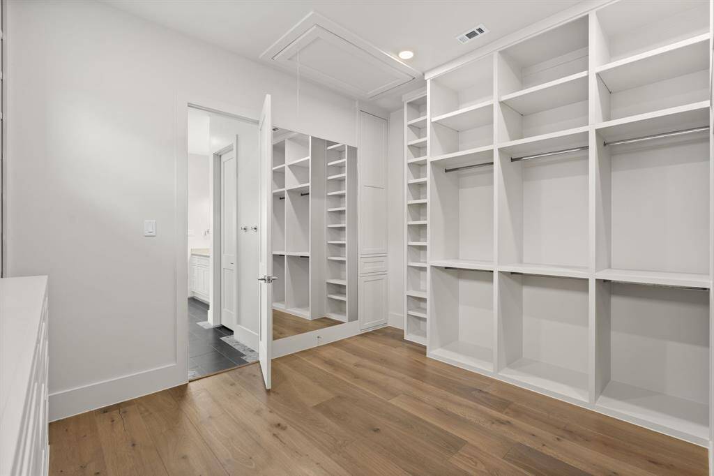 Master closet built-ins