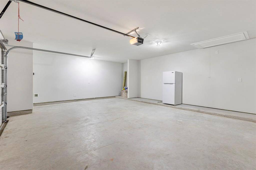 Oversized garage. Note the refrigerator will stay.