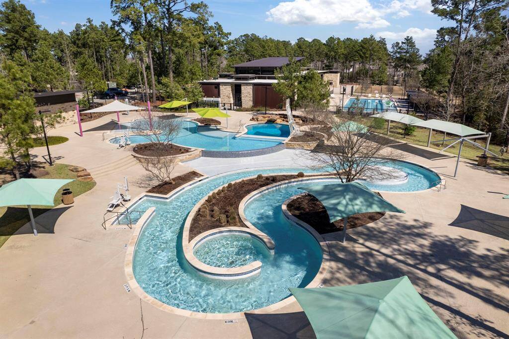 Community water parks