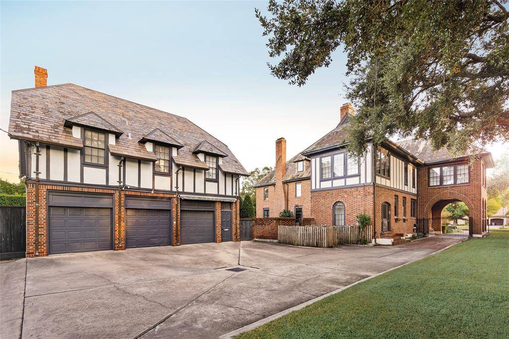 This property offers exceptional convenience and functionality with its grand porte-cochere, expansive motor court, and a three-car garage. Adding to its appeal, the garage includes guest quarters above, featuring two bedrooms and one bathroom, providing a comfortable and private space for visitors or additional family members. A seamless blend of style and practicality, this area enhances the home’s overall versatility.