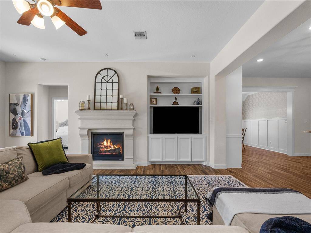 Great view in this wide open large, but cozy living space!