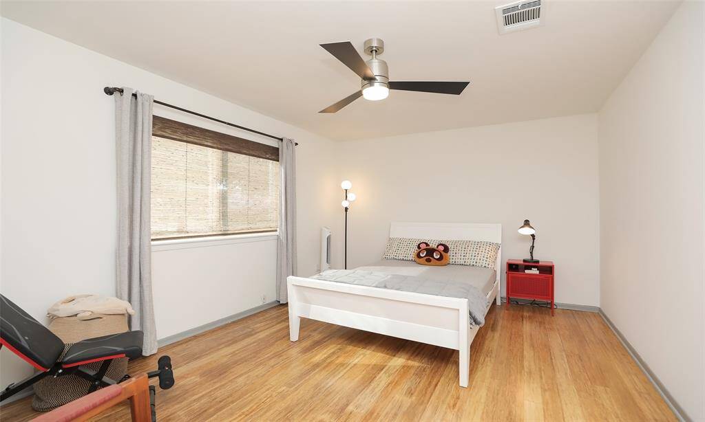 Third bedroom also has a large closet and lots of room for any size furniture.  Whole house has bamboo floors!