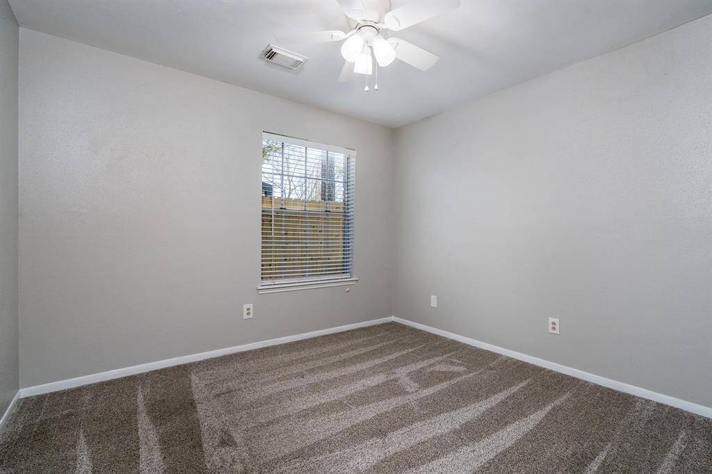 The secondary bedrooms are separated away from the master bedroom - in ideal setup allowing for privacy!