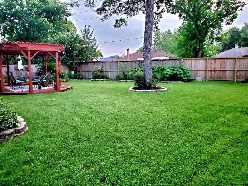 Another look at the back yard - just think of the fun activities that you can host!