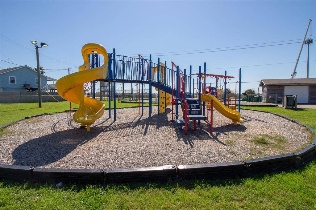 Jamaica Beach city park has fantastic playgrounds for kids and grandkids.