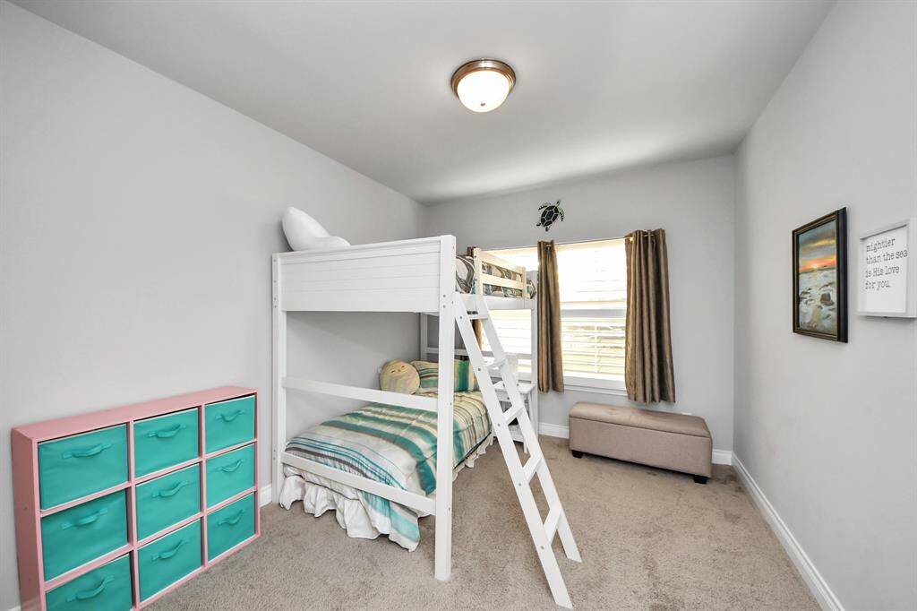 Upstairs bedroom #2